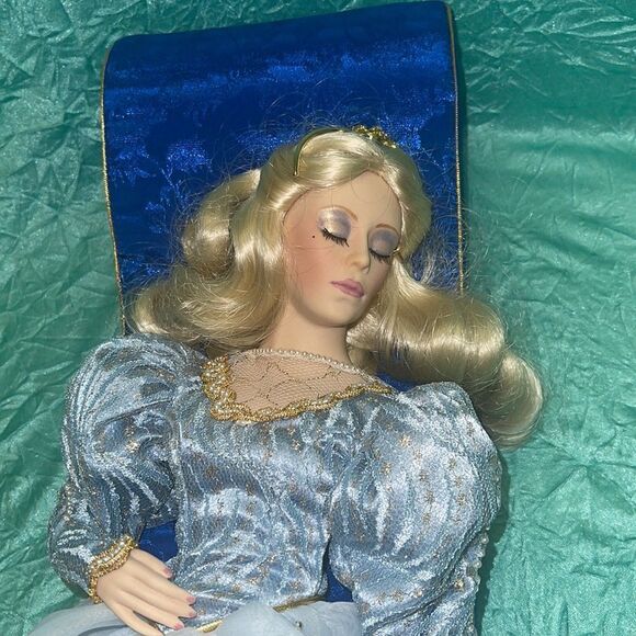 Sleeping Beauty Porcelain Doll 20” - Picture 2 of 9